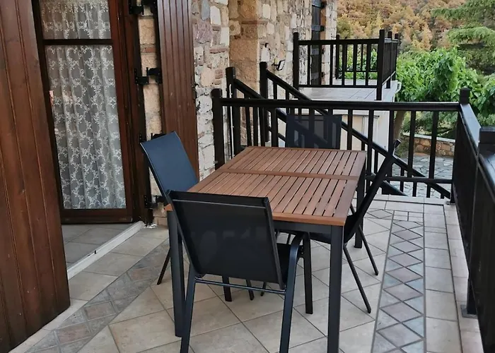 Stone House Villa Nerotrivia